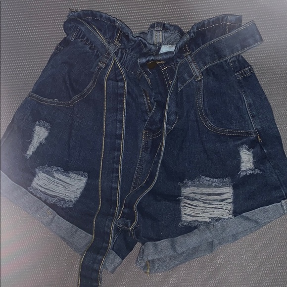 shein denim shorts with tie - Picture 1 of 1